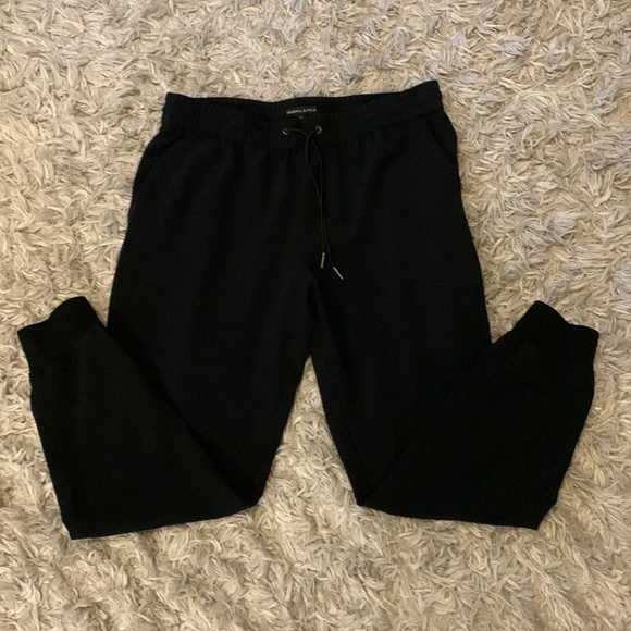 Kendall & Kylie Pants - Kendall & Kylie jogger pants